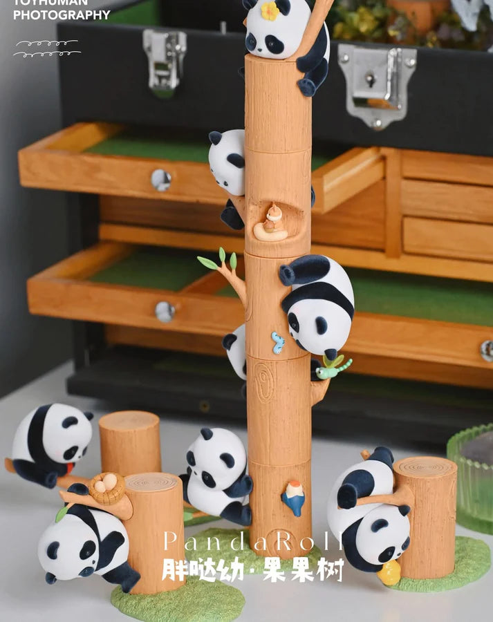 Panda Roll Tree Climbing figure lineup  