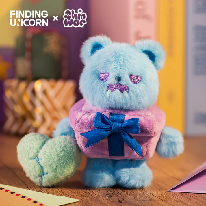 Finding Unicorn Shinwoo Cold Hugs blind box packaging  
Shinwoo Cold Hugs figure lineup  
Finding Unicorn blind box collectible figure  
Shinwoo Cold Hugs display sample
